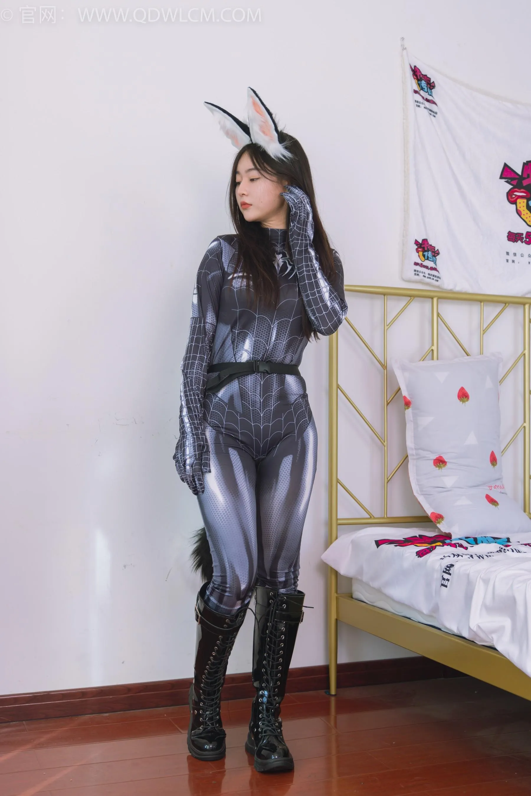 物恋传媒 NO.1554 美兔-超级英雄 [151P]插图9